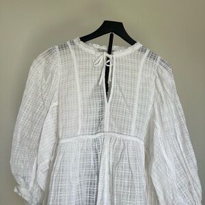 American Eagle Outfitters White Textured Blouse